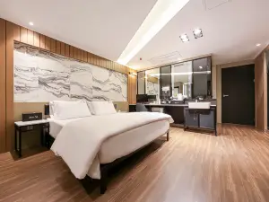 A1 HOTEL DONGBIN