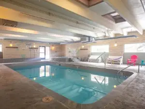 Ten Mile Creek Condo: Downtown Frisco, Hot Tub