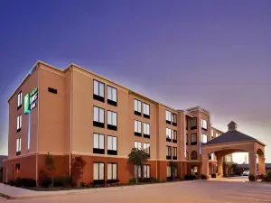 Holiday Inn Express & Suites CAPE GIRARDEAU I-55 by IHG