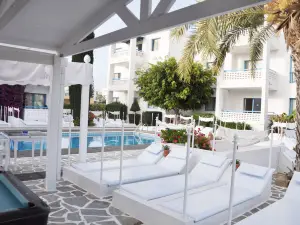 Tasmaria Aparthotel