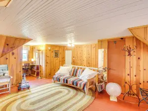 Erie Farmhouse w/ Fire Pit + Grill: Pets Welcome!