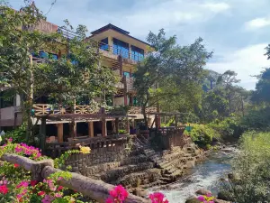 Baansuan Ruedee Resort บ้านสวนฤดีรีสอร์ต