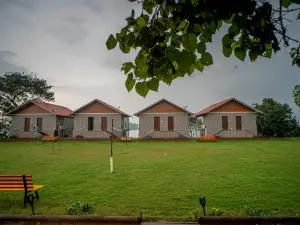 Shvas Island Resort