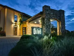 Hotel Boutique by BlackSeaRama Golf, Small Luxury Hotels of the World