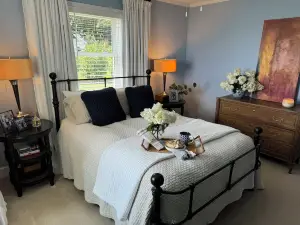 Charming 3-bedroom house in Deltaville with Stunning Views and Beautiful garden!