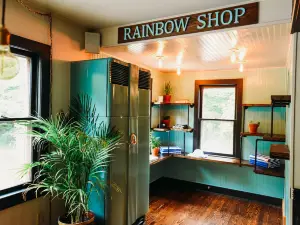 Rainbow Mountain Resort - Lgbtq Friendly