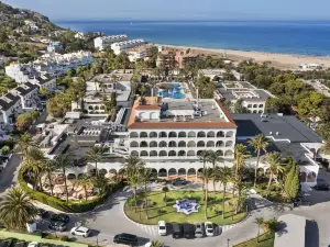 Meliá Zahara Resort & Villas