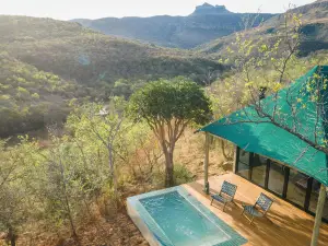 Sasi Bush Lodge