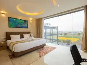 Saaz Hotel Club and Convention Centre