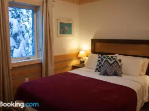 Denali Wild Stay - Moose Cabin, Free Wifi, 2 private bedrooms, sleep 6