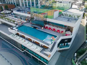 Seven Visions Resort and Places, the Dvin