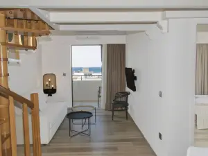 Elina Hotel Apartments