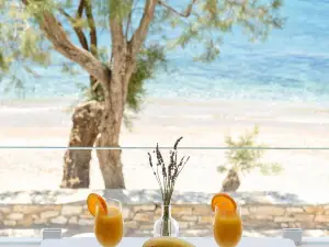 Blue Waves Suites & Apartments - to Kyma