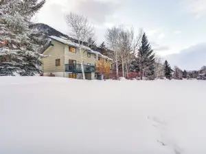 PAR & Powder: Avon Haven w/ Golf & Ski Access!
