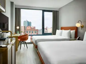 The George Manhattan, Tapestry Collection by Hilton