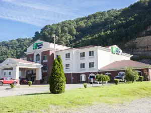 Holiday Inn Express & Suites Logan by IHG