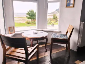 Mourne Mountain Art Apartments