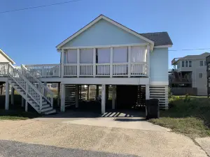Calico Jack's Galley兩卧室小屋，由RedAwning提供