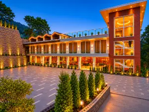 Arnisa Kasauli - A Boutique Hotel
