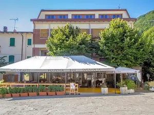 Piccolo Hotel