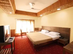 วาร์ดาน โรงแรม - พัฏนีท็อป
