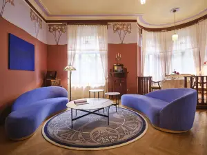Villa Ammende Restaurant and Hotel