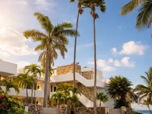 Palms Resort and Beach