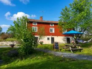Villa Sakis - Historic Swedish Farm Cottage - Lake & Sauna