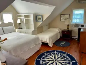 West Tisbury Inn