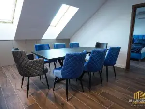 DeLux Center Apartments Inđija