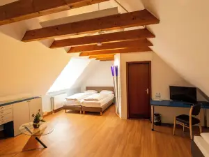 Hotel am Schillerplatz