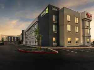 Home2 Suites by Hilton Riverside March Air Reserve Base
