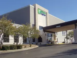 Holiday Inn Express 克洛弗代爾（格林卡斯爾）
