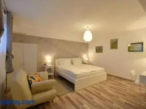 Neferprod Apartments - IS - Cam 06