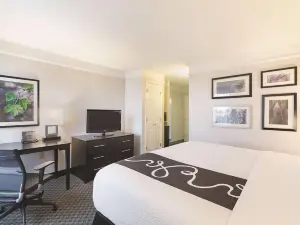 La Quinta Inn & Suites by Wyndham Austin Round Rock