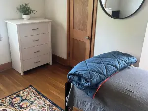 The Cottage is a charming 3-bedroom house in Jamesville…minutes to Syracuse!