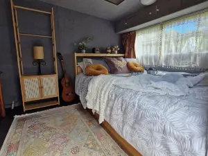 Romantic Stay by Historic Church on Wine Route