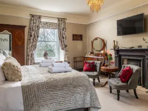 Afon Rhaiadr Country House