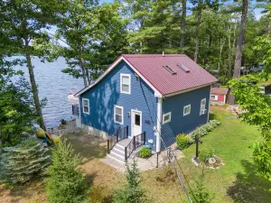Lakefront Escape with Private Dock and Kayaks - Charming Sanctuary