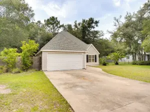 Pet-Friendly Darien Vacation Rental w/ Patio!