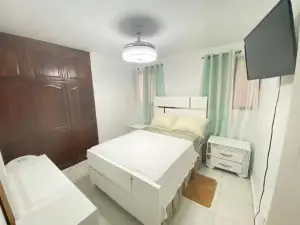 9DR 3-Bedroom Apartment Near Monumental Area