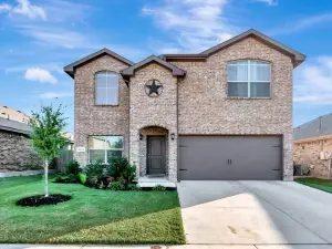 A Spacious And Fully Stocked House