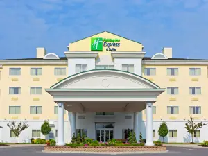 홀리데이 인 익스프레스 호텔 & 스위트 워터타운-타우전드 아일랜드 바이 IHG