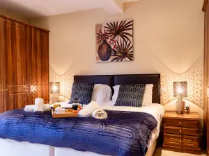 Sapphire - Spacious apartment near the Sea