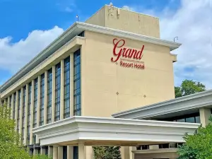 Grand Laurel Hotel