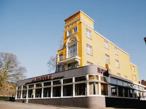 單極大酒店