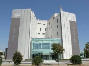 Tag Hotel
