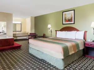Days Inn by Wyndham Blakely