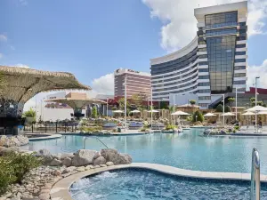 초크토 카지노 & 리조트 듀런트, 윈덤 그랜드 호텔