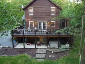 Campfire Lodge by Taylor Made Deep Creek